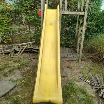 Gele glijbaan 2.65m beschikbaar voor biedingen