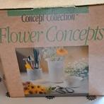 Tupperware flower concepts,bloemschikset/bureauset..., Huis en Inrichting, Ophalen of Verzenden, Nieuw, Crème