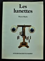 Les lunettes (P.Marly), Livres, Art & Culture | Photographie & Design, Utilisé, Enlèvement ou Envoi