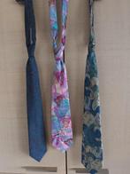 Cravates, Enlèvement ou Envoi, Autres couleurs, Castelli, À motif