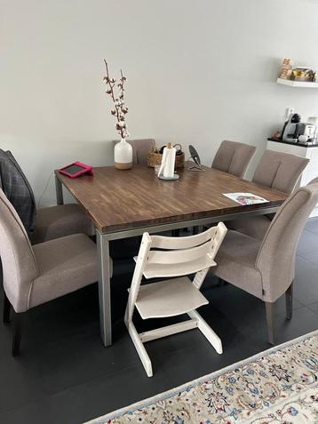 Complete woonkamer meubels kasten salontafel eettafel beschikbaar voor biedingen