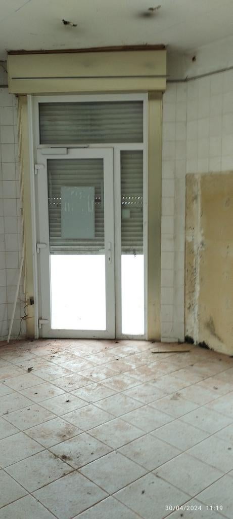 A vendre porte s et fenêtres, Enlèvement