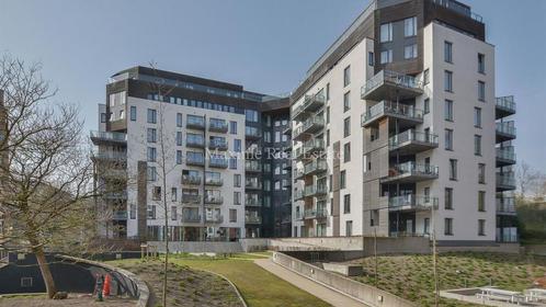Appartement te huur in Sint-Lambrechts-Woluwe, Immo, Huizen te huur, Appartement, B