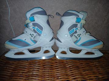 Schaatsen  beschikbaar voor biedingen