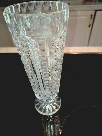 Vase en cristal de bohème  beschikbaar voor biedingen