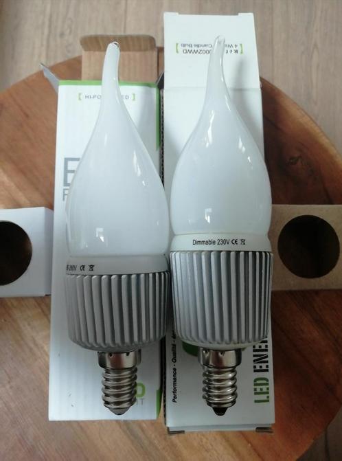LED ampoules flamme 4W Lot De 19 E14, Maison & Meubles, Lampes | Lampes en vrac, Neuf, Enlèvement ou Envoi