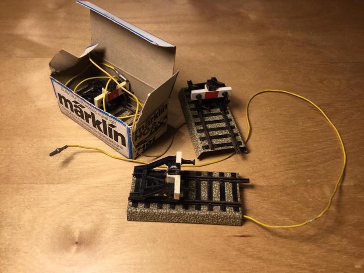 Marklin M Rail H0 7190 en 7191 Stootblok, Hobby en Vrije tijd, Modeltreinen | H0, Zo goed als nieuw, Rails, Wisselstroom, Märklin