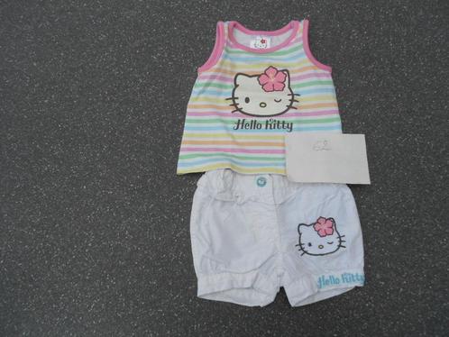 Set Hello Kitty taille 62, Enfants & Bébés, Vêtements de bébé | Taille 62, Utilisé, Fille, Pantalon, Enlèvement ou Envoi