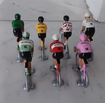 Cyclistes miniatures 