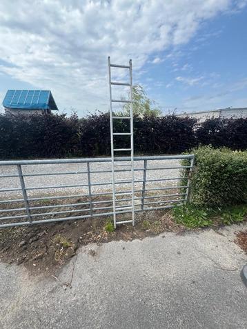 Aluminium ladder, Enlèvement, Utilisé, Échelle, 2 à 4 mètres