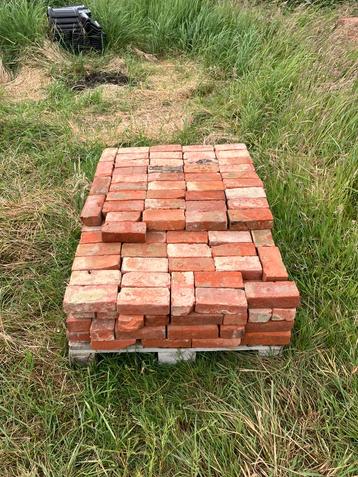 beerse recupsteen 1800 stuks beschikbaar voor biedingen