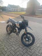 Malaguti xsm 50cc, Fietsen en Brommers, Ophalen, 6 versnellingen, 50 cc, Klasse B (45 km/u)