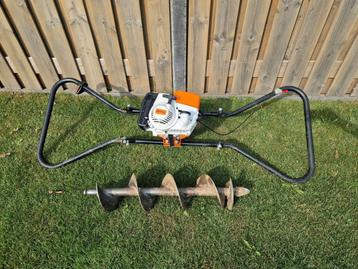 Tarière Stihl BT 360 pour 2 personnes ZGAN