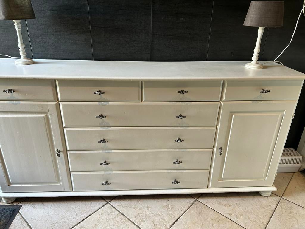 Buffetkast gratis, Huis en Inrichting, Kasten | Dressoirs, Ophalen, Gebruikt, Met lade(s)