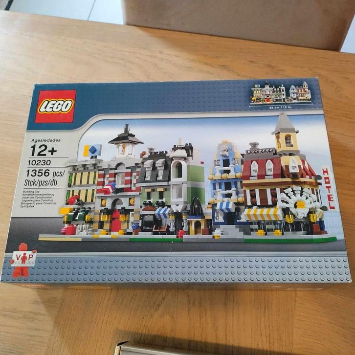 70 Lego 10230 Mini Modular, Kinderen en Baby's, Speelgoed | Duplo en Lego, Zo goed als nieuw, Lego, Complete set, Ophalen