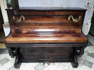Piano beschikbaar voor biedingen