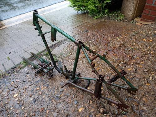 Oud oldtimer-motorframe, Motoren, Motoren | Oldtimers, Ophalen
