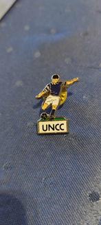 Pin/Speldje / UNCC / Voetbal, Collections, Broches, Pins & Badges, Comme neuf, Sport, Envoi, Insigne ou Pin's