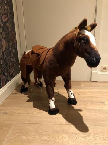 speelgoedpaard groot beschikbaar voor biedingen