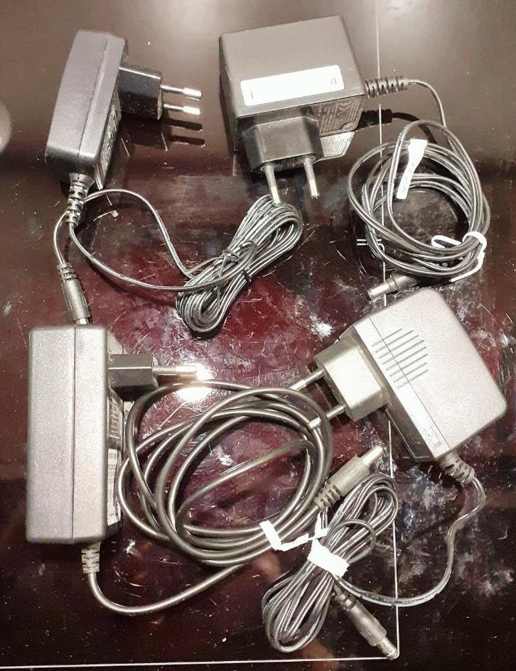 Alimentations 12V, pour bandes led et autres..., Doe-het-zelf en Bouw, Elektriciteit en Kabels, Gebruikt, Ophalen of Verzenden