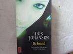 Iris Johansen  De brand  (poema pocket thriller), Boeken, Gelezen, Ophalen of Verzenden, Iris Johansen, Amerika