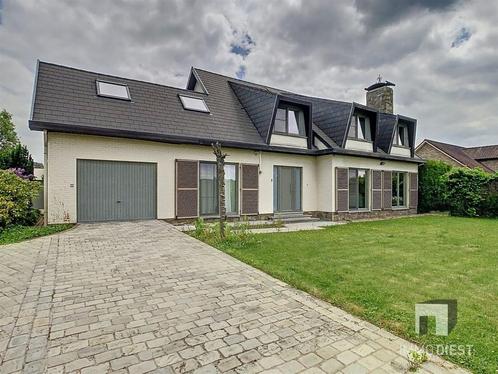 Woning te koop in Deurne, 6 slpks, Immo, Huizen en Appartementen te koop, Vrijstaande woning