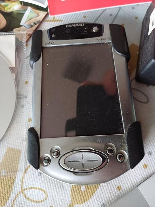 COMPAQ iPAQ pocket PC H3900 Series met CD's en alle document, Computers en Software, Vintage Computers, Ophalen