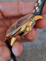 Dames horloge ,versus versace ,nieuwstaat en nieuwe batterij, Handtassen en Accessoires, Ophalen, Zo goed als nieuw