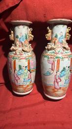 Paire de petits vases canton, Enlèvement