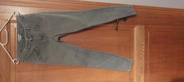 Jeansbroek Esprit maat 32 beschikbaar voor biedingen