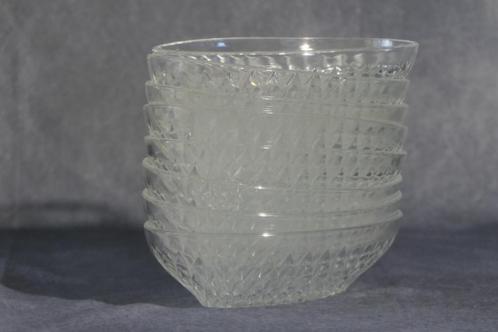 dessertschotels dessertschaaltjes 8 stuks retro jaren 60, Huis en Inrichting, Keuken | Servies, Zo goed als nieuw, Kom(men), Glas