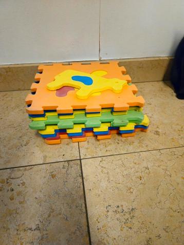 Puzzelmat  beschikbaar voor biedingen