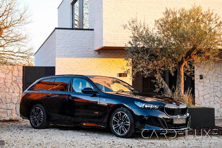 BMW 520D | 2025 | LED GRILL |M SPORT PRO | 360 | H&K |TREKHK, Autos, BMW, Entreprise, Achat, Série 5, Caméra 360°, ABS, Caméra de recul