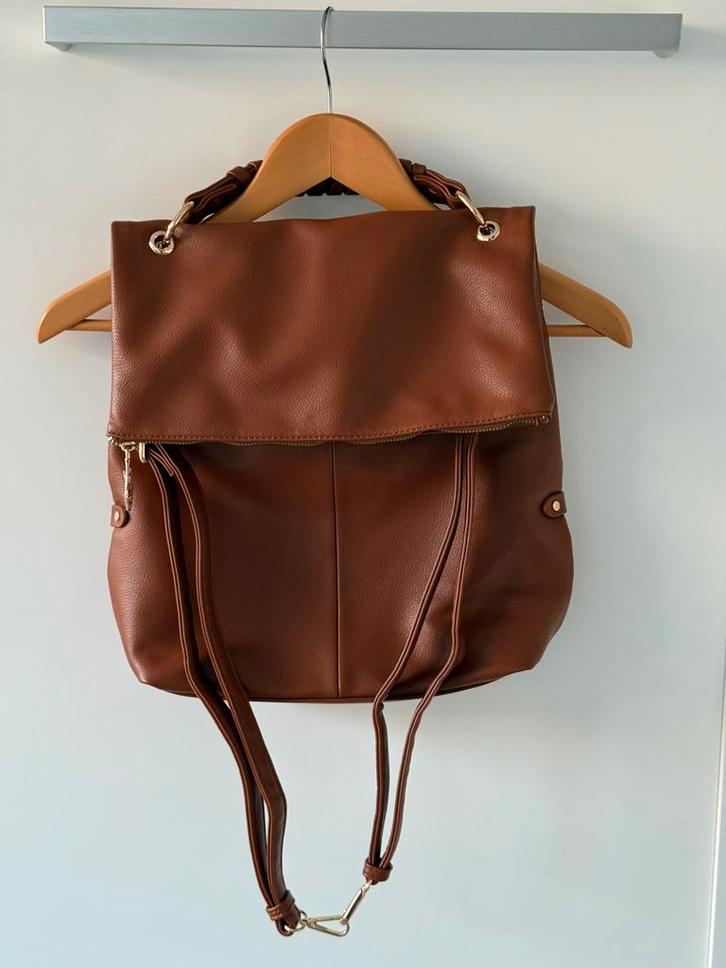 Handige tas - korte of lange riem of rugzak - perfecte staat, Bijoux, Sacs & Beauté, Sacs | Sacs Femme, Comme neuf, Sac à main