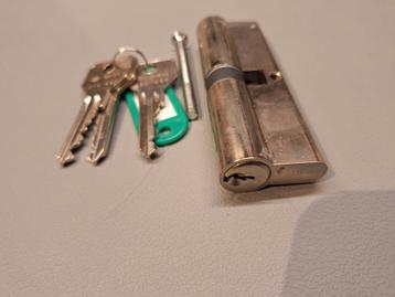 Cylindre serrure CISA, Enlèvement ou Envoi, Comme neuf, Chrome