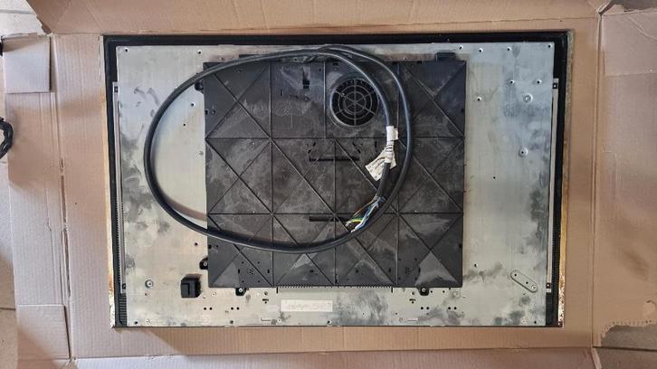 Plaque de cuisson à induction Siemens, Electroménager, Tables de cuisson, Ne fonctionne pas, Encastré, 4 zones de cuisson, Enlèvement