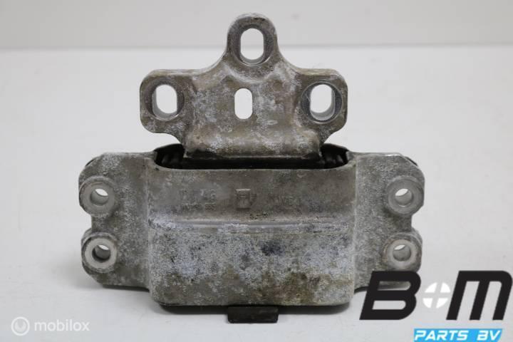 Versnellingsbaksteun VW Touran 1T 1K0199555T, Auto-onderdelen, Motor en Toebehoren, Gebruikt