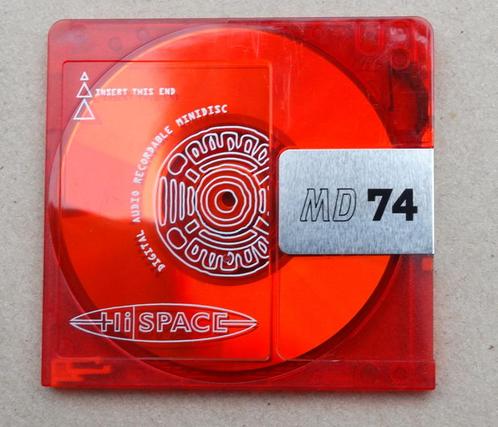 Minidisc - Hi Space MD74 Tribal red m/ originele hoes, Audio, Tv en Foto, Walkmans, Discmans en Minidiscspelers, Minidisc-recorder