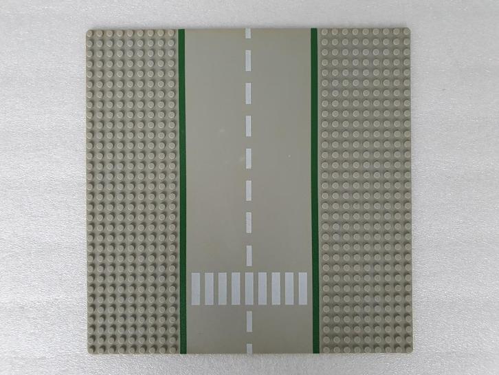 Lego grondplaat o.a. uit Lego 6390 - 6375, Kinderen en Baby's, Speelgoed | Duplo en Lego, Gebruikt, Lego, Ophalen of Verzenden