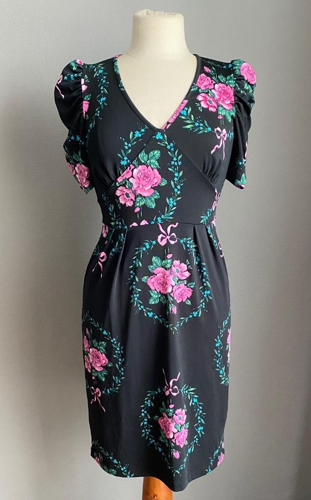 Jurk met bloemenprint King Louie maat S, Kleding | Dames, Jurken, Zo goed als nieuw, Maat 36 (S), Onder de knie, Verzenden