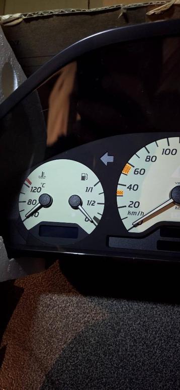 Compteur de vitesse Mercedes classe C w202  neuf beschikbaar voor biedingen