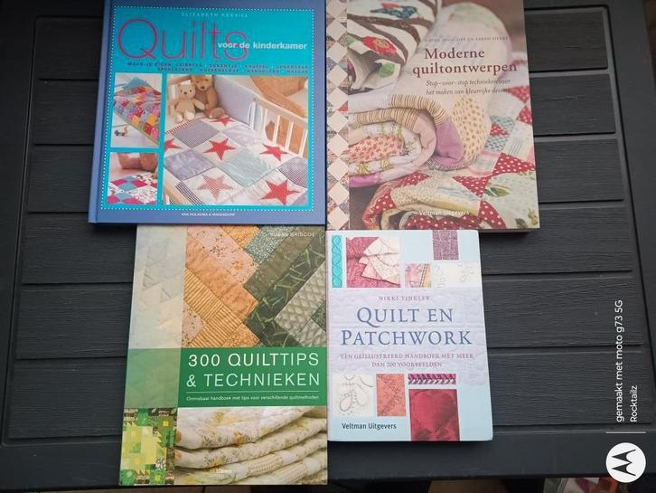 Boeken set over quilt & patchwork, Livres, Loisirs & Temps libre, Comme neuf, Broderie ou Couture, Enlèvement ou Envoi