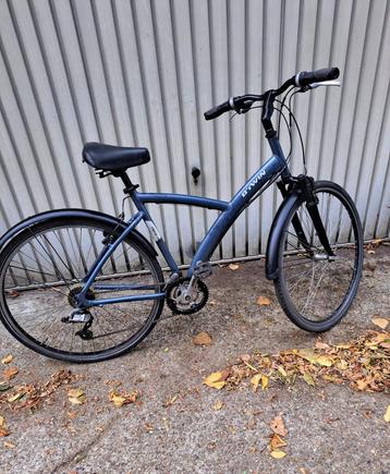🔷’B’Twin Jongensfiets 28Inch+21Speed+Frame 33Cm+Blauw🔷 beschikbaar voor biedingen