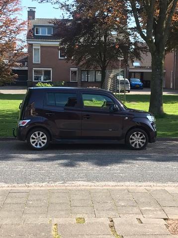 Matériau Daihatsu 138 000 km, Autos, Daihatsu, Achat, Attache-remorque, Boîte manuelle, Autres couleurs
