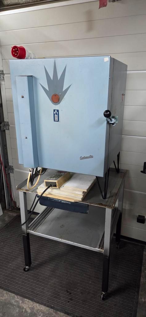 Keramiekoven 70L 1200 graden 400volt, Hobby en Vrije tijd, Pottenbakken, Ophalen