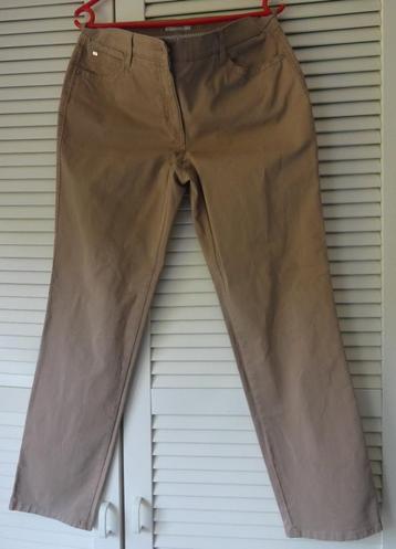 Brax donkerbeige broek beschikbaar voor biedingen