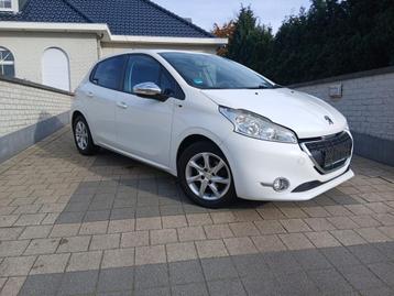 Peugeot 208 1.2i Active 152.000km beschikbaar voor biedingen