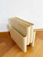 KARTELL, tijdschriftenhouder, 1971, Ophalen