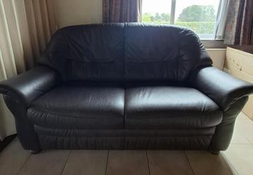 Lederen zetel beschikbaar voor biedingen