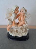 beeldje 2 elfjes op sokkel, Verzamelen, Ophalen, Zo goed als nieuw, Fantasy